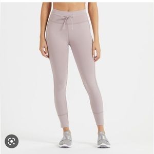 LIKE NEW Vuori Daily Leggings, Dusk color, XS